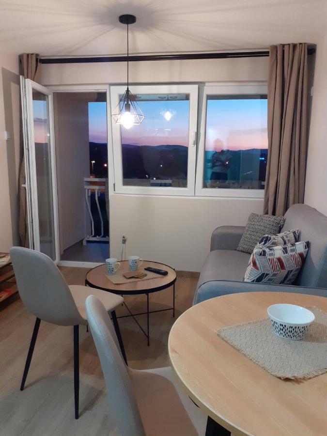 M Apartments 소코 반자 외부 사진