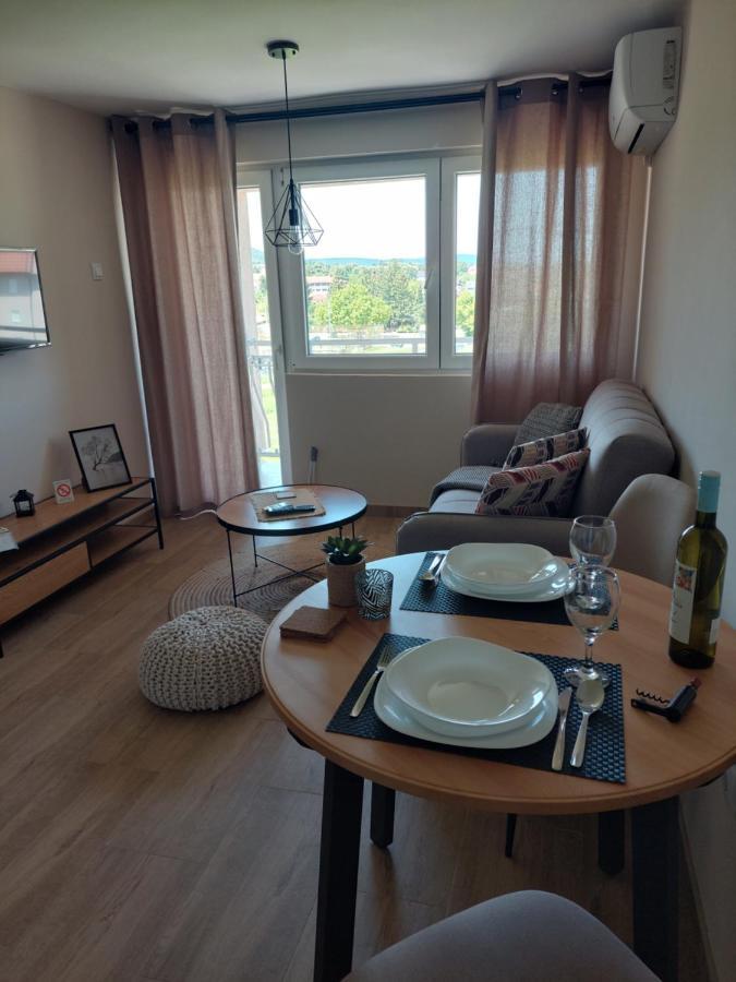 M Apartments 소코 반자 외부 사진