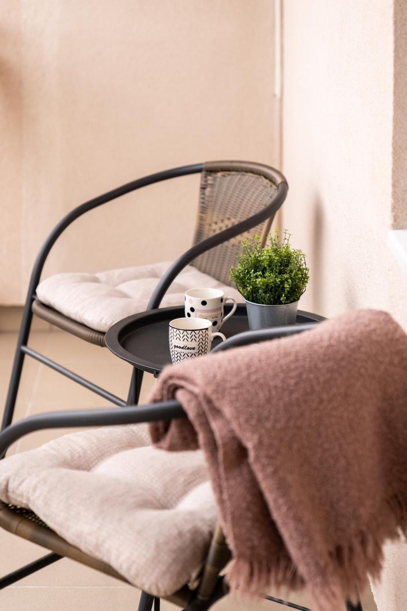 M Apartments 소코 반자 외부 사진
